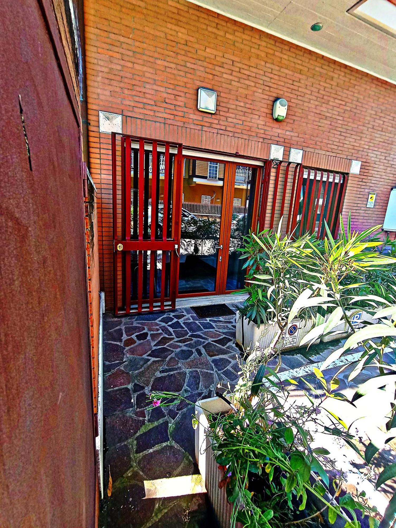 Top Apartment Roma 2 Luaran gambar