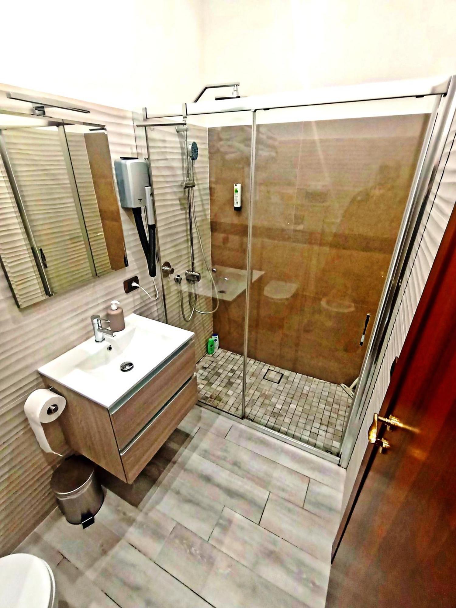 Top Apartment Roma 2 Luaran gambar